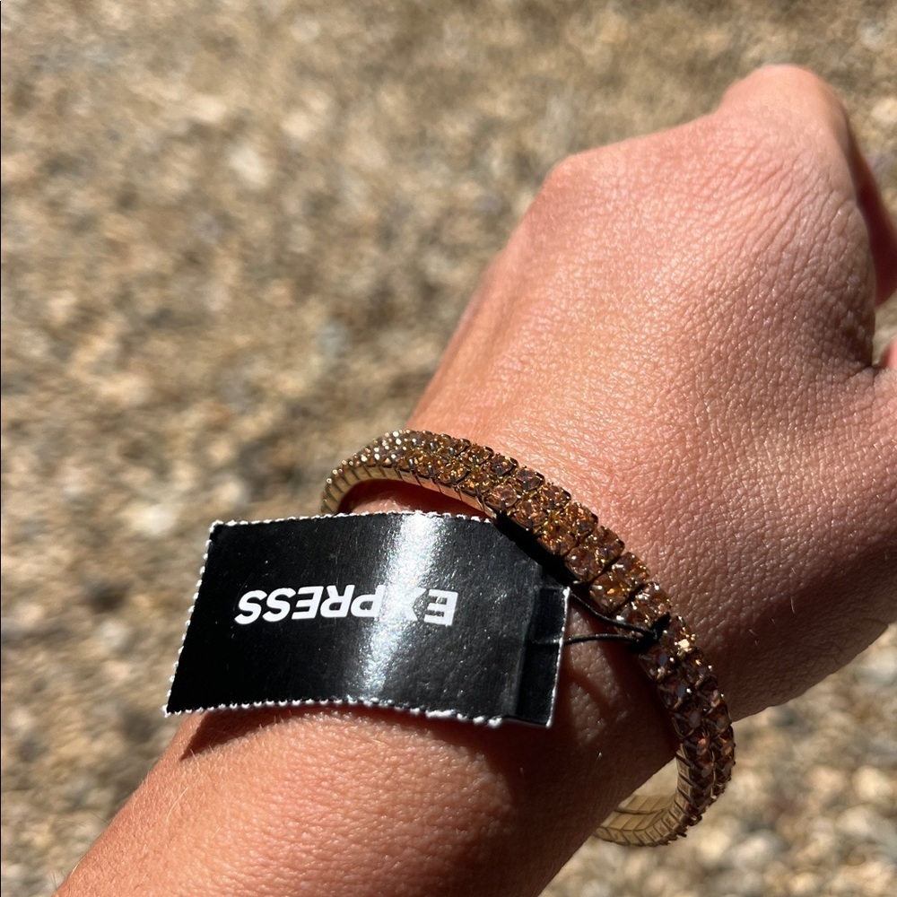 Express Bracelet - Picture 2 of 2